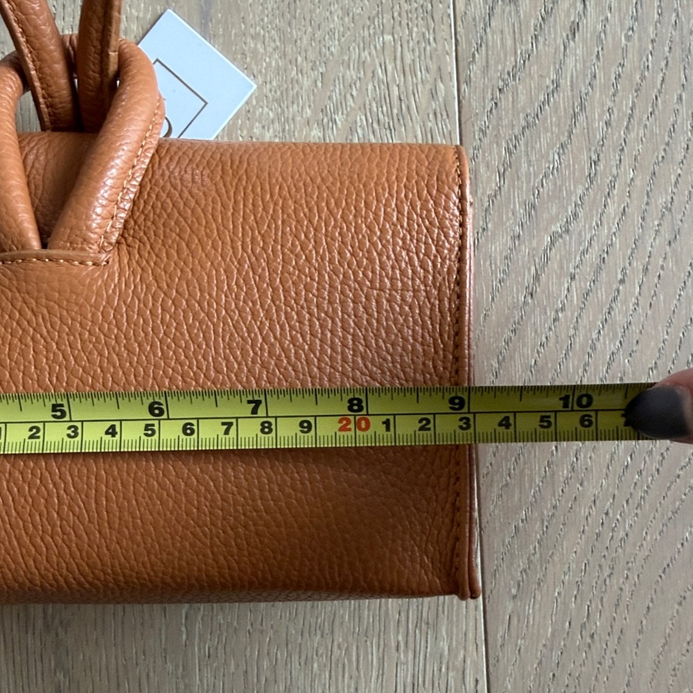 German Fuentes GF Camel Leather Wristlet Handbag - Picture 12 of 14